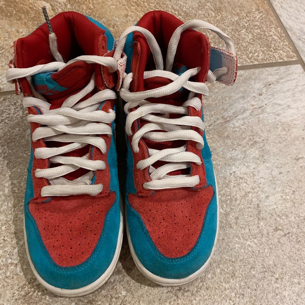 Nike Sneakers